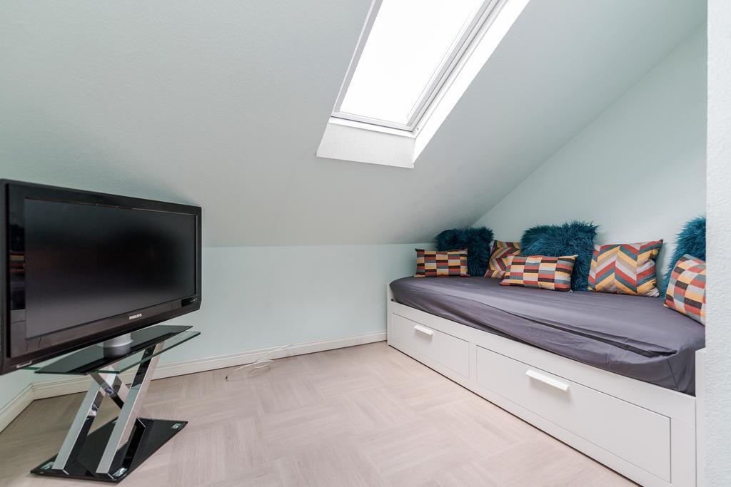 Watford General Suites エクステリア 写真