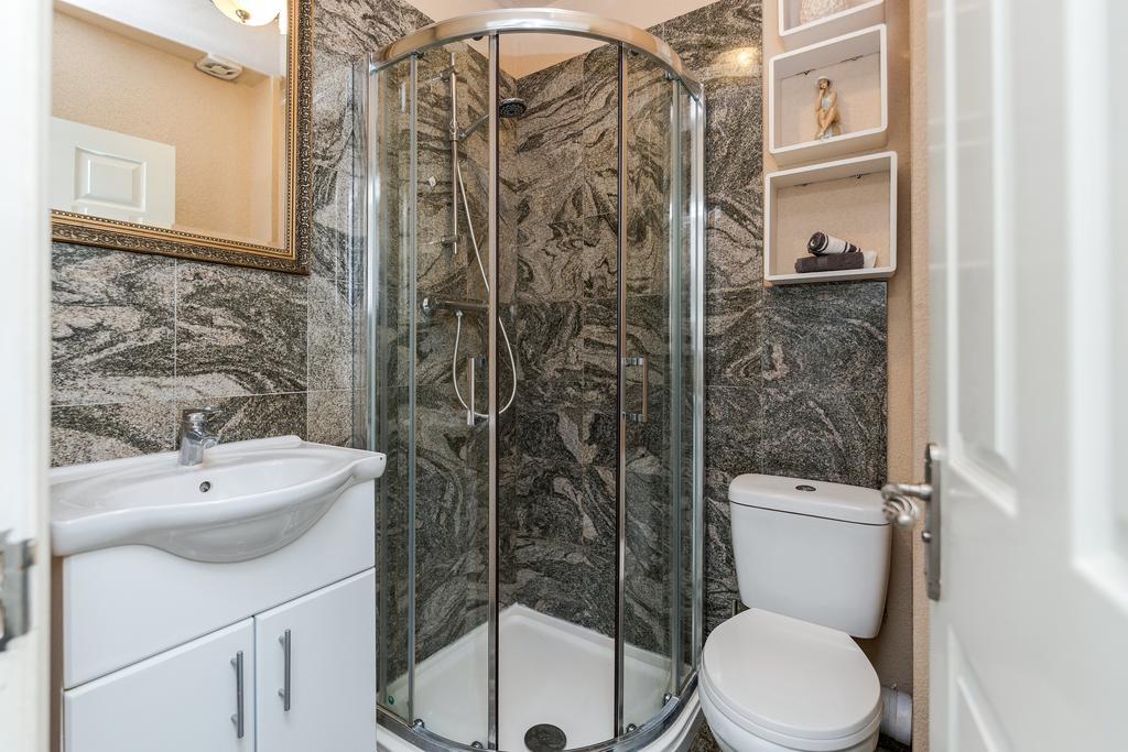Watford General Suites エクステリア 写真